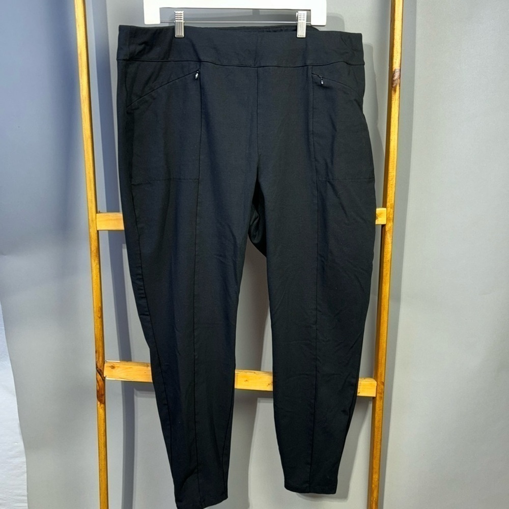 Susan Graver weekender pull on black pants. Size 2X. EUC.